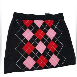 Divided Black Skirt with Red and Pink Argyle Pattern